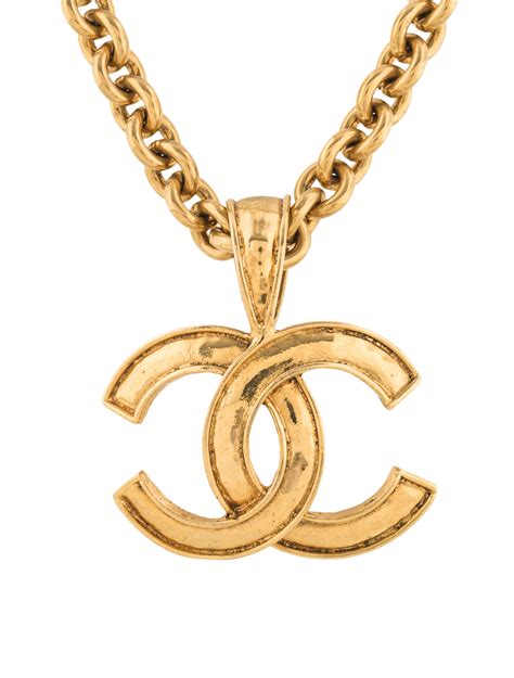 chanel and the diamond|chanel diamond necklace cc.